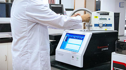 LEAK-S真空衰減法檢漏儀實(shí)物圖 LEAK-S真空衰減法檢漏儀實(shí)物圖